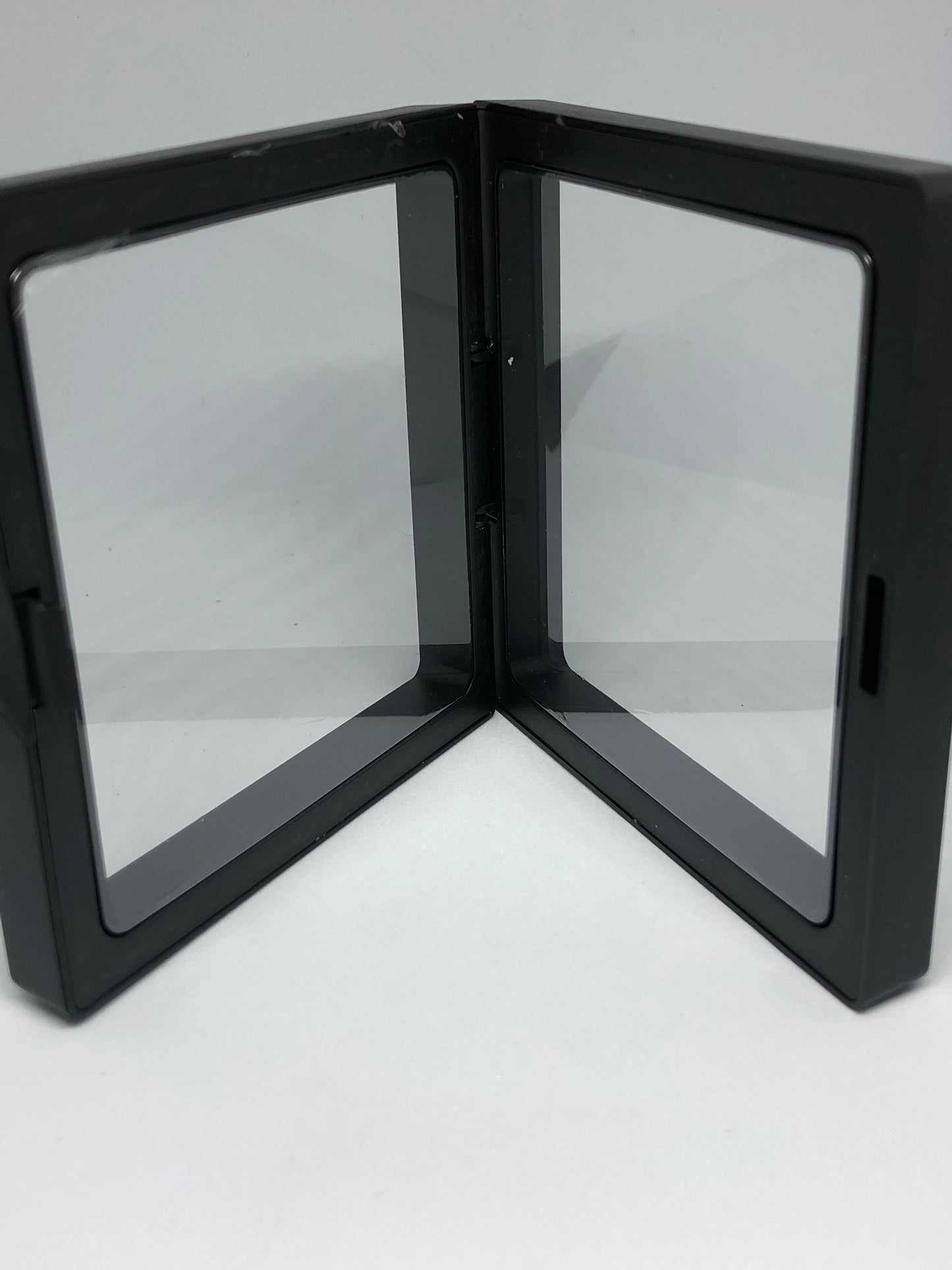 Floating Display Frame