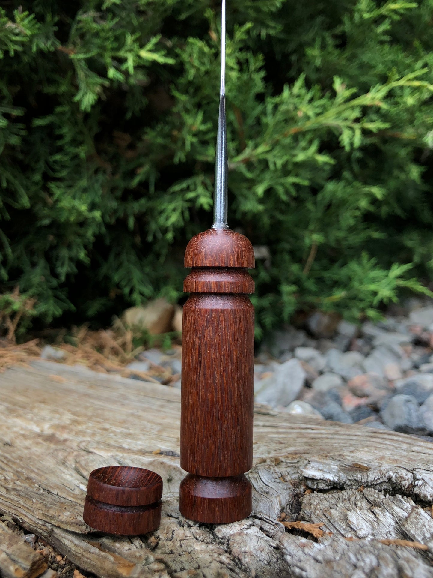 Leopardwood Tool w/ Marble Stand